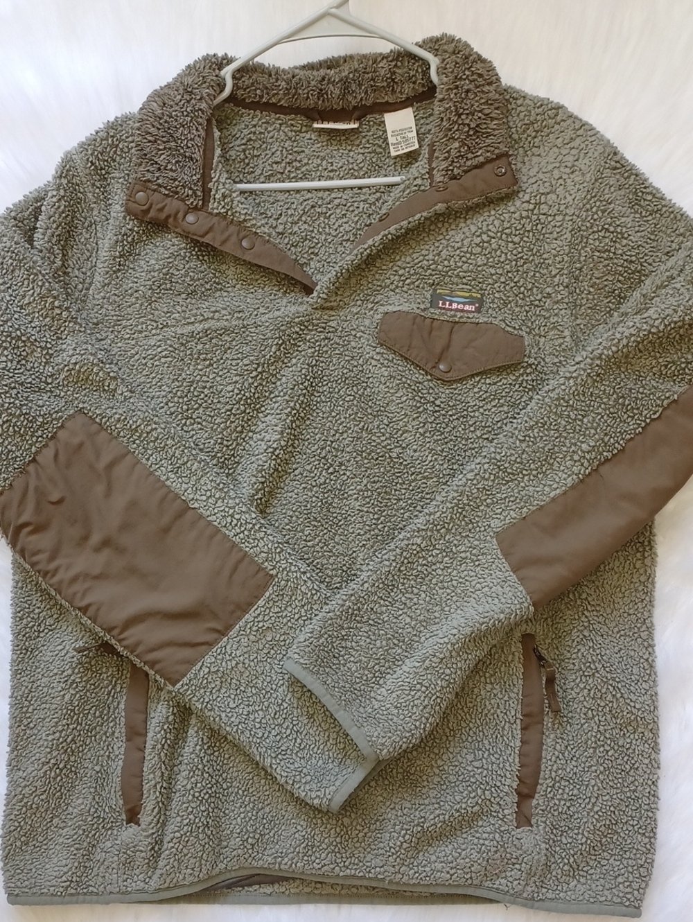 L.L Bean Hi Pile Fleece 1/4 Snap Pullover.  Womans Large Tall. Green.